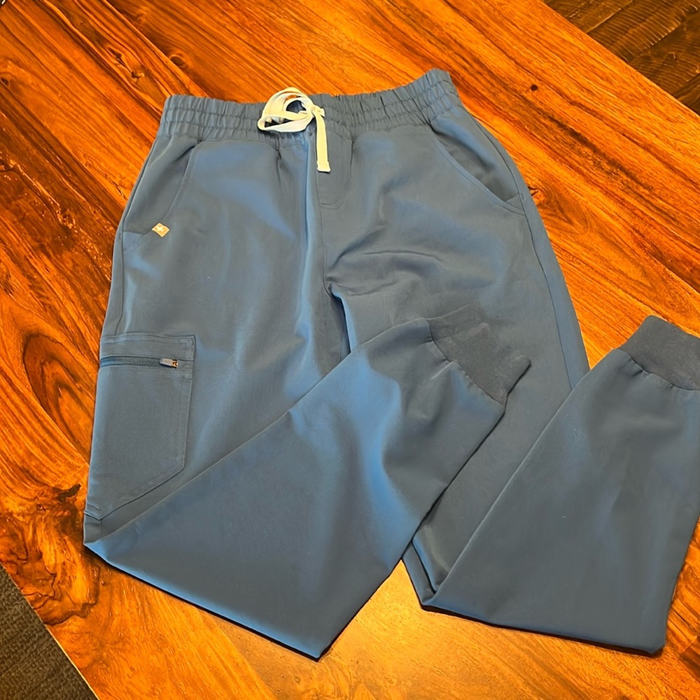 Figs women’s royal blue Zamora jogger size small
